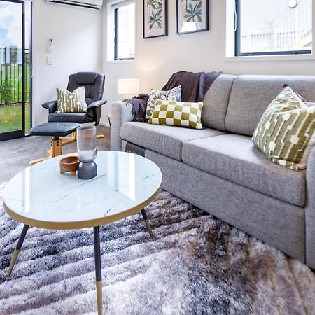 Peaceful Park View Townhouse 2 Bed W/Carpark Apartment Крайстчърч Екстериор снимка