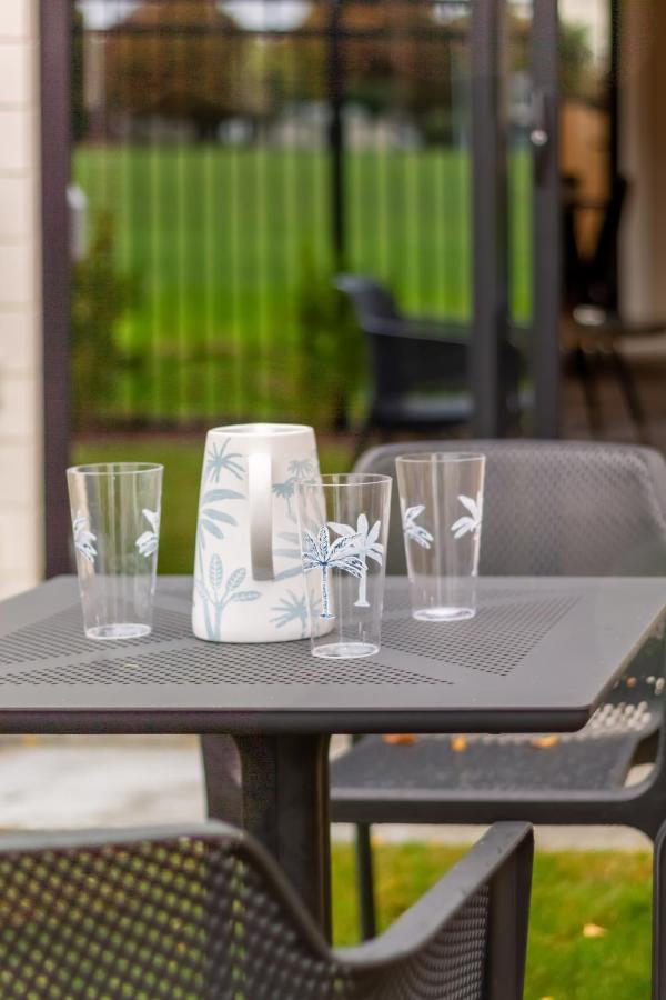 Peaceful Park View Townhouse 2 Bed W/Carpark Apartment Крайстчърч Екстериор снимка